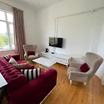 Daire Great View Of Taksim Square, Luxury Furnished On Main Street Of Taksim, Partial Sea View