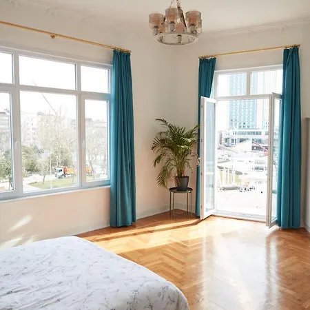 Great View Of Taksim Square, Luxury Furnished On Main Street Of Taksim, Partial Sea View Lejlighed Istanbul
