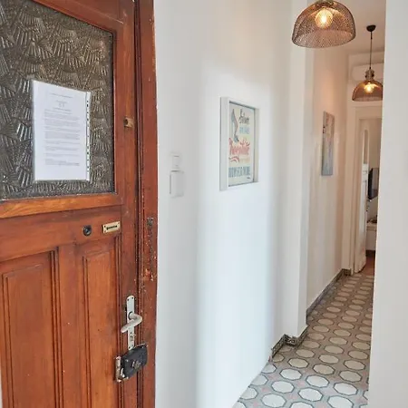 Great View Of Taksim Square, Luxury Furnished On Main Street Of Taksim, Partial Sea View Διαμέρισμα *