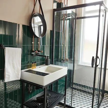 Διαμέρισμα Great View Of Taksim Square, Luxury Furnished On Main Street Of Taksim, Partial Sea View