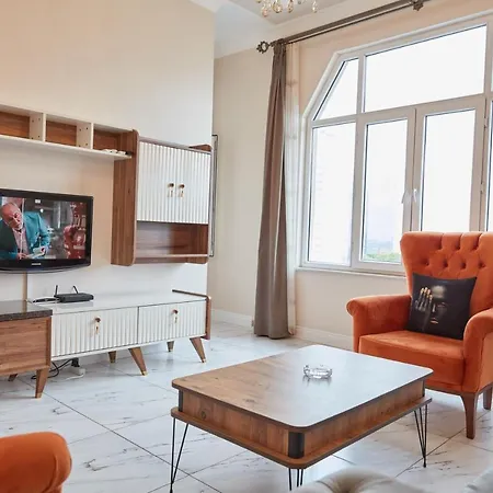 Great View Of Taksim Square, Luxury Furnished On Main Street Of Taksim, Partial Sea View Istanbulská provincie