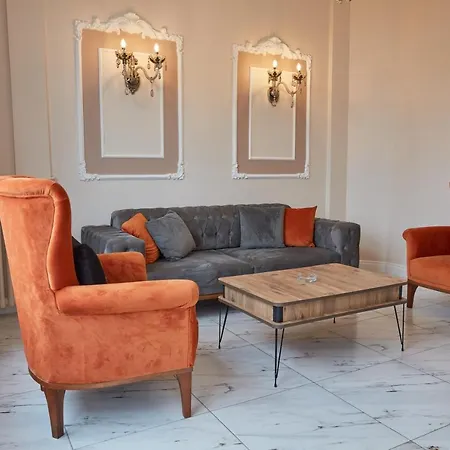 Great View Of Taksim Square, Luxury Furnished On Main Street Of Taksim, Partial Sea View Lejlighed *
